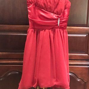 Red Strapless Party dress
